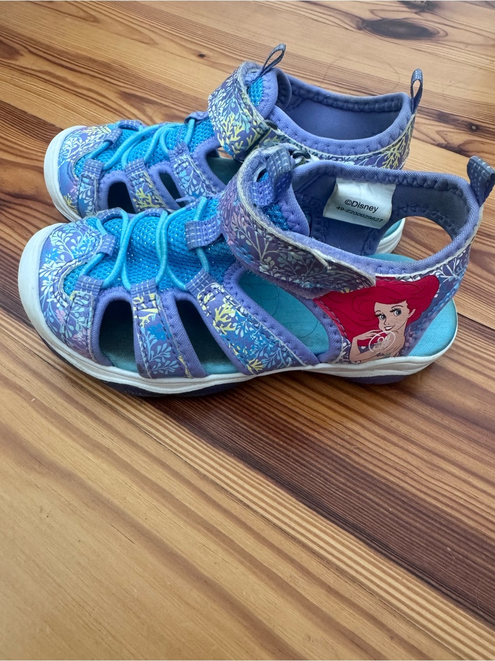 Disney Ariel Purple and Teal Kids Girls Water Shoes Sandals size 10